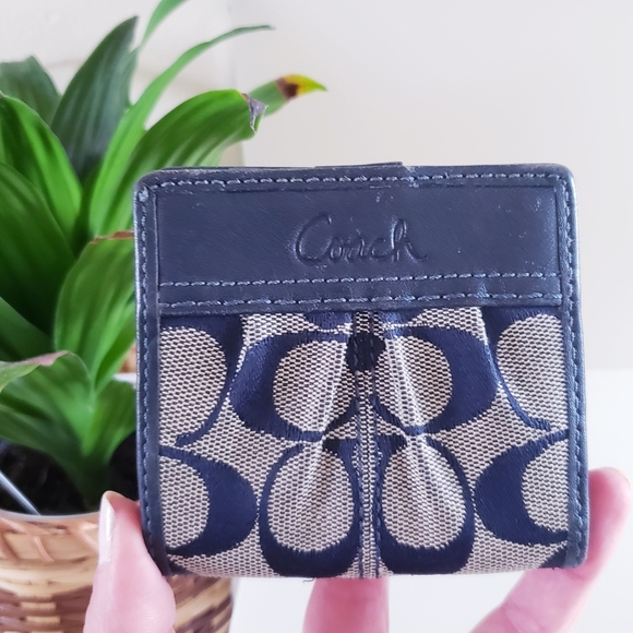 COACH Monogram Leather & Canvas Small Bifold Wallet - Picture 11 of 11